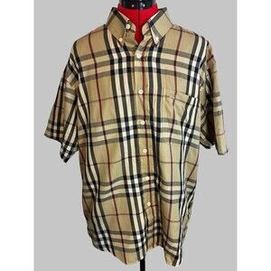 Burberry London Men’s Signature Plaid Short Sleeve Shirt Size Large